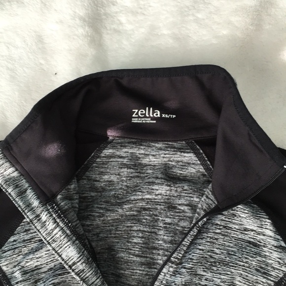 Black and gray half zip athletic running exercise jacket - Picture 4 of 5